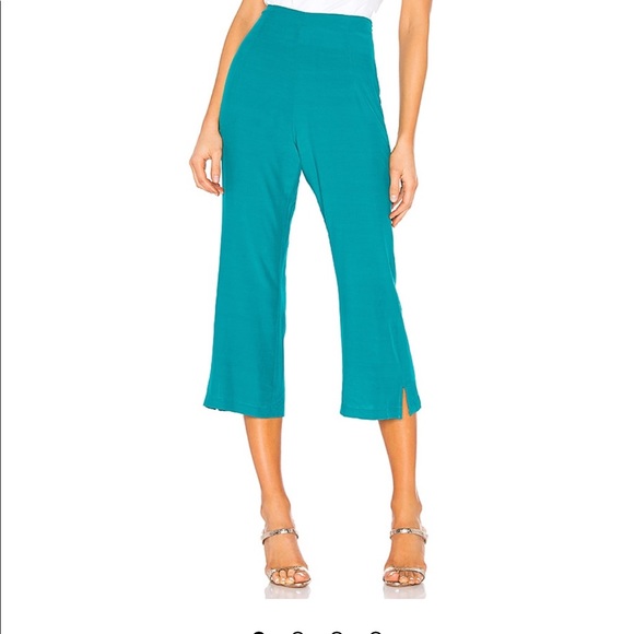 For Love & Lemons X REVOLVE Cropped Pant Emerald - Picture 1 of 6